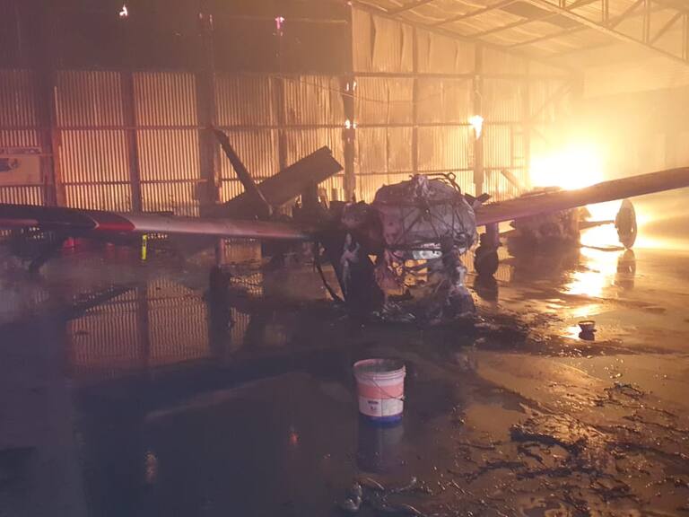 Doble atentado incendiario en La Araucanía: atacan aeródromo y queman tres avionetas en Curacautín