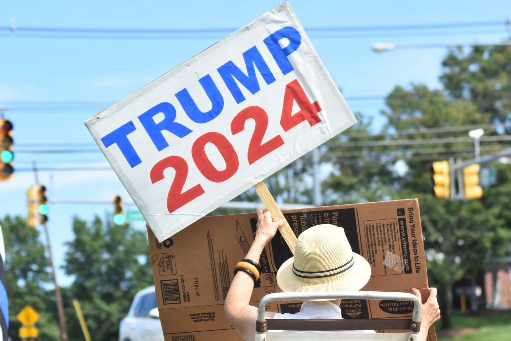 Seguidores de la campaña electoral de Donald Trump en Nueva Jersey