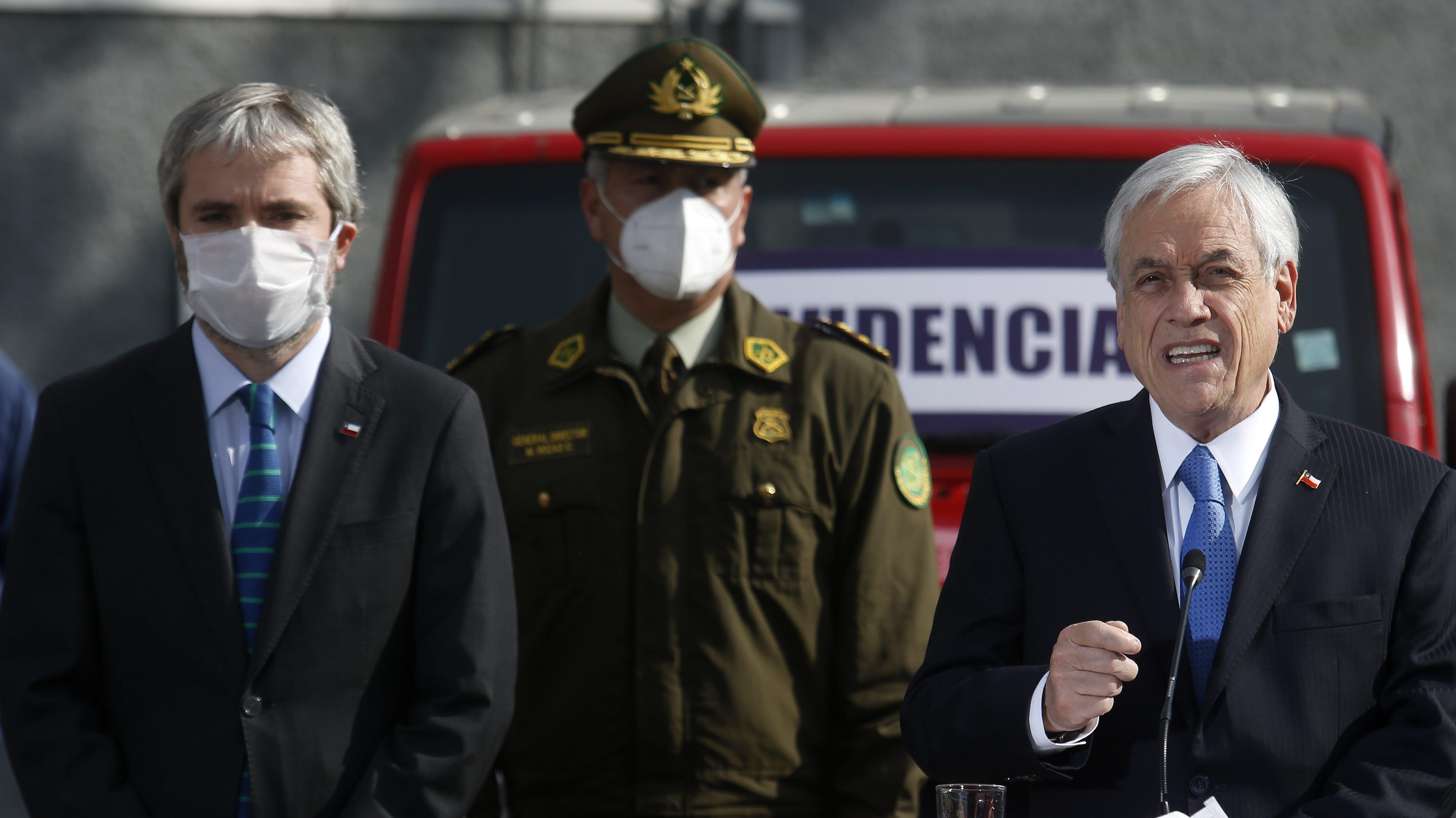 09 de Junio de 2020/SANTIAGO El Presidente de la República, Sebastián Piñera, junto al Ministro del Interior, Gonzalo Blumel,  y  los subsecretario del Interior, Juan Francisco Galli; la subsecretaria de Prevención del Delito, Katherine Martorell; el general director de Carabineros, Mario Rozas; el director general de la PDI, Héctor Espinosa; y el director nacional de SENDA, Carlos Charme; durante la presentacion del  proyecto de ley que endurece las sanciones contra el narcotráfico, que se realizo en las dependencias de SENDA.
FOTO:CRISTOBAL ESCOBAR/AGENCIAUNO