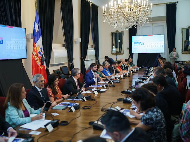 X @GabrielBoric | Presidente Gabriel Boric y sus ministros y ministras