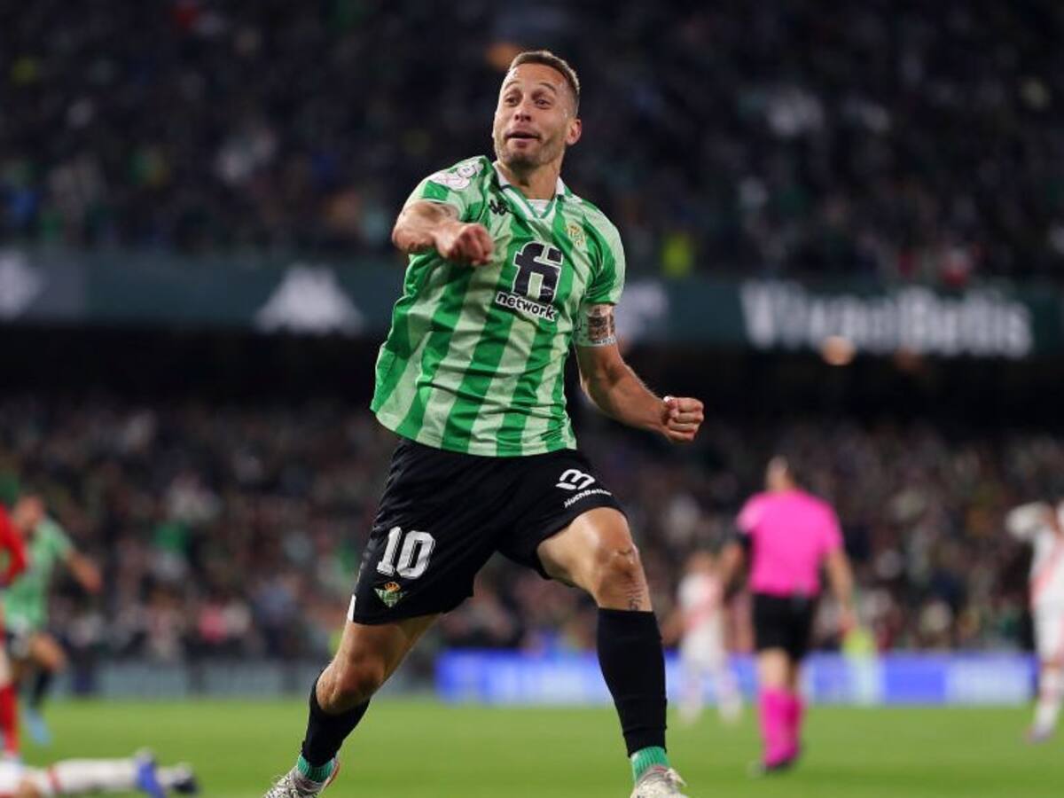 Real Betis batalló para rescatar un empate ante el Rayo Vallecano y avanzó a la final de la Copa del Rey