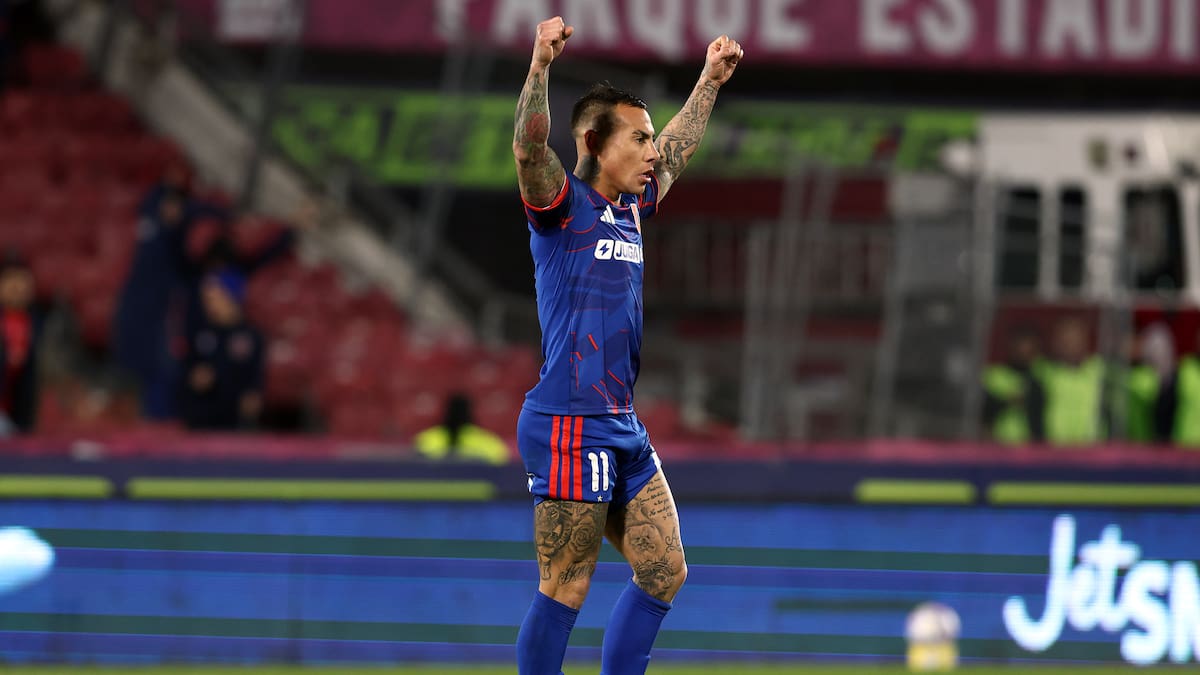 Las avanzadas gestiones en la U para que Eduardo Vargas extienda su contrato: estas son las condiciones que le ofrece Azul Azul