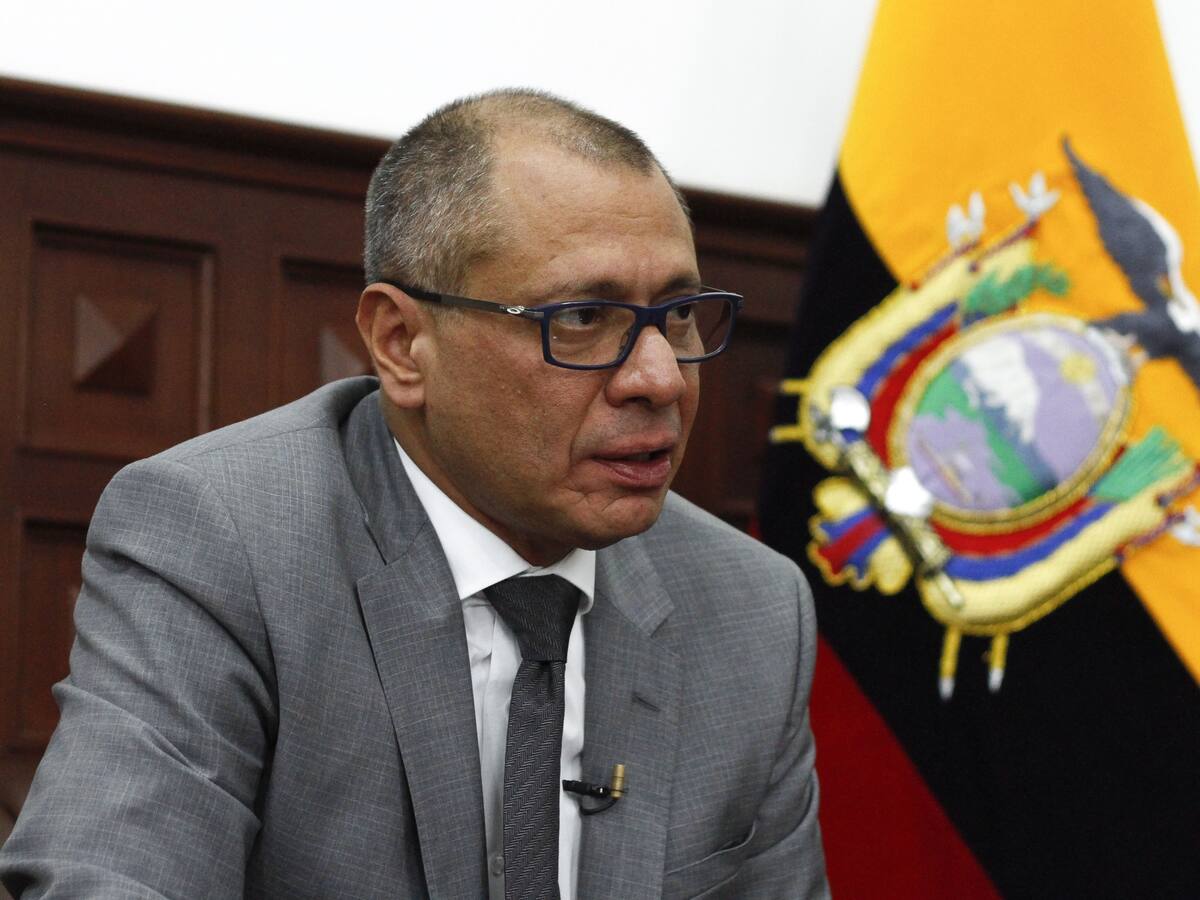Jorge Glas es trasladado de urgencia por sobredosis a un día de ser arrestado desde la embajada de México en Ecuador