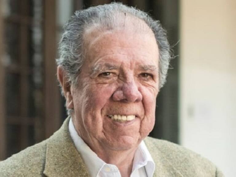 Por unanimidad: Juan Eduardo García Huidobro recibe el Premio Nacional de Educación 2023