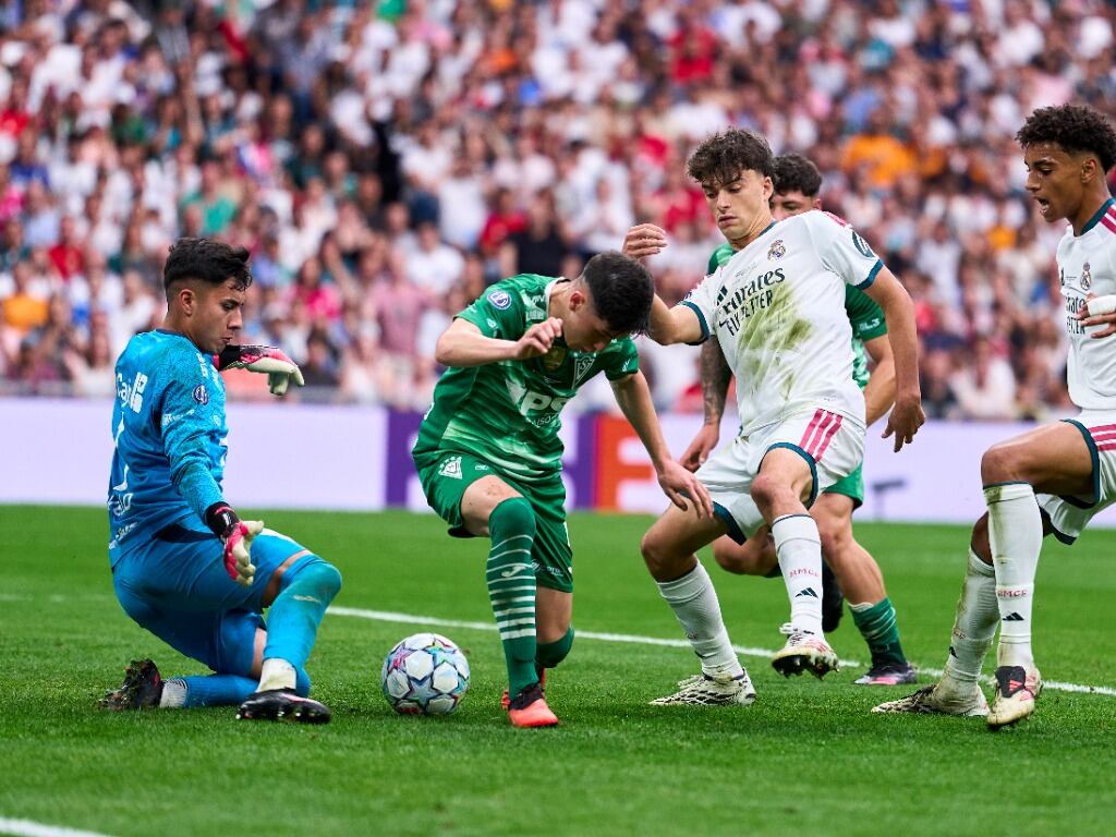 “Me despegué de mi familia siendo muy pequeño”: el emotivo relato de una figura de Wanderers tras enfrentar al Real Madrid