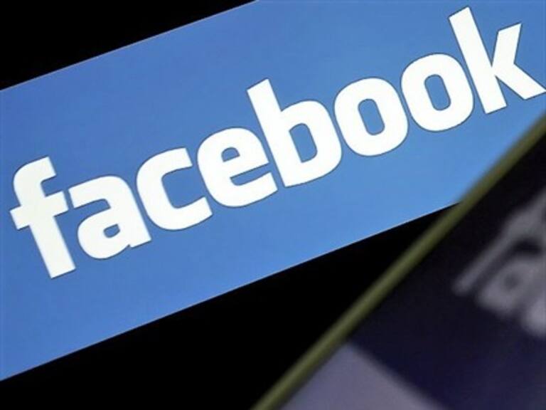 Estados Unidos advierte con sanciones a Facebook por la fuga de datos