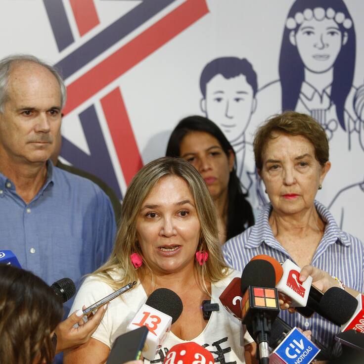 Chile Vamos anuncia “preacuerdo” con 200 candidaturas únicas para alcaldes y gobernadores de cara a elecciones de octubre