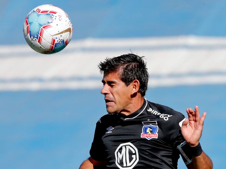 ¿Le abre la puerta? Gustavo Quinteros aseguró que deberá hablar con directiva alba por la salida de Julio Barroso