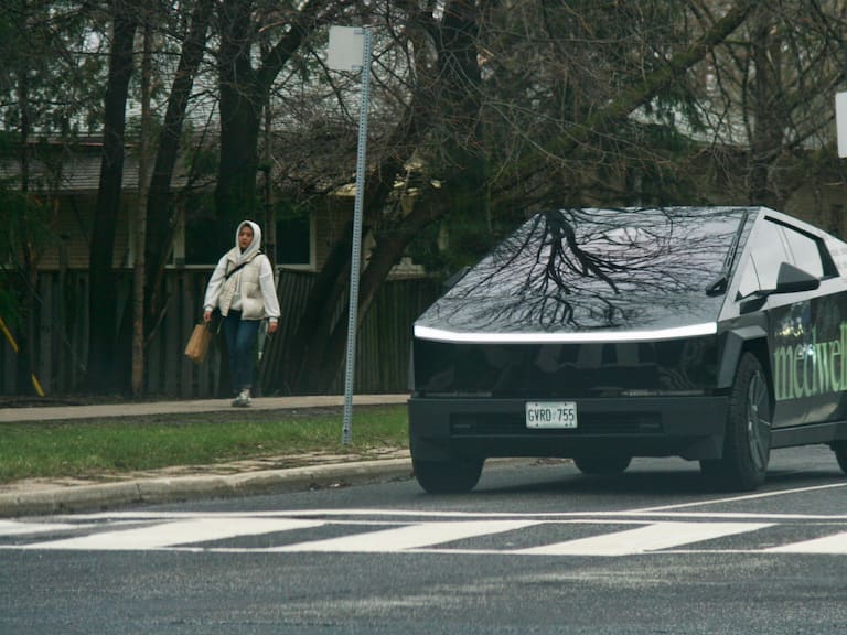 Alza de combustibles impulsa la compra de autos eléctricos en Chile: ventas subieron 148%