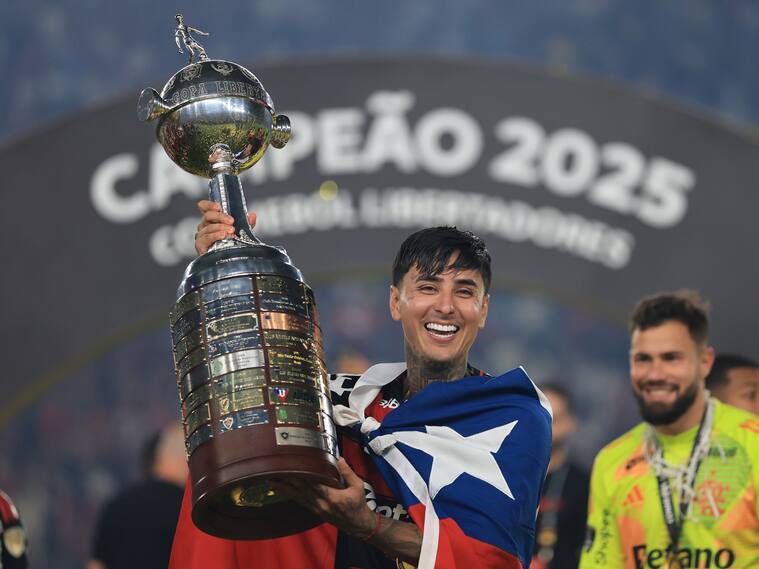 Erick Pulgar se consagró campeón de la Libertadores con Flamengo