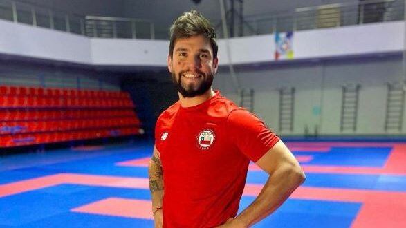 Rodrigo Rojas avanzó en el repechaje y peleará por la medalla de bronce en el Mundial de Karate