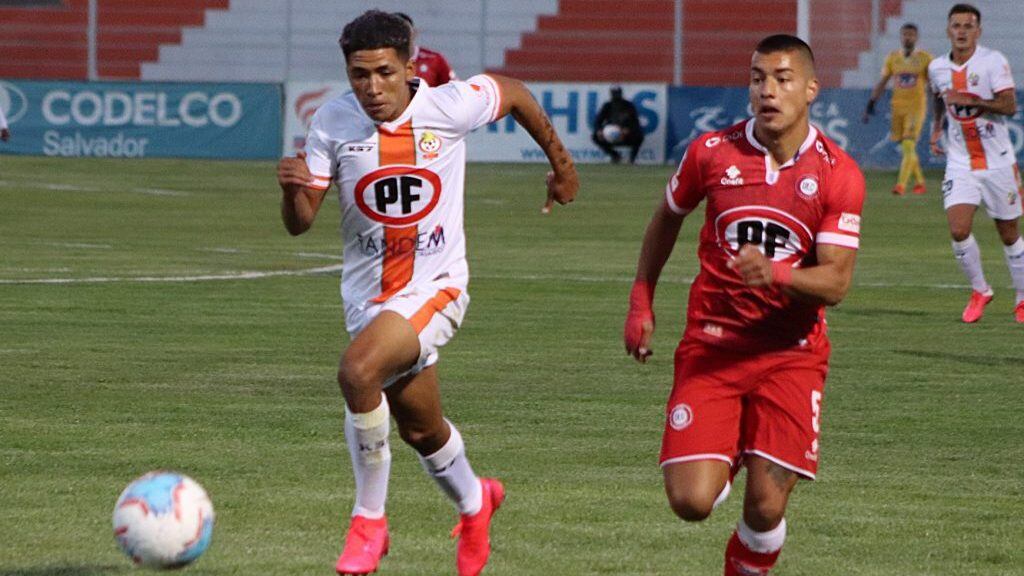 23 DE ENERO DE 2021/EL SALVADOR, durante el partido valido por la fecha 24 del Campeonato Nacional AFP PlanVital 2020, entre Cobresal y Union La Calera, disputado en el Estadio El Cobre.
FOTO: ALEX CASTILLO/AGENCIAUNO