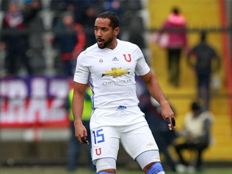 Jean Beausejour volvió a realizar trabajos físicos junto a sus compañeros en la U