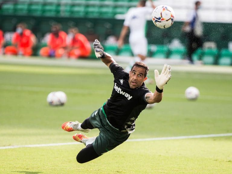SEVILLA, SPAIN - SEPTEMBER 20: Claudio Bravo of Real Betis warms up during the spanish league, La Liga Santander, foorball match played between Real Betis Balompie and Real Valladolid at Benito Villamarin Stadium on September 20, 2020 in Sevilla, Spain. (Photo by Joaquin Corchero / AFP7 / Europa Press Sports via Getty Images )