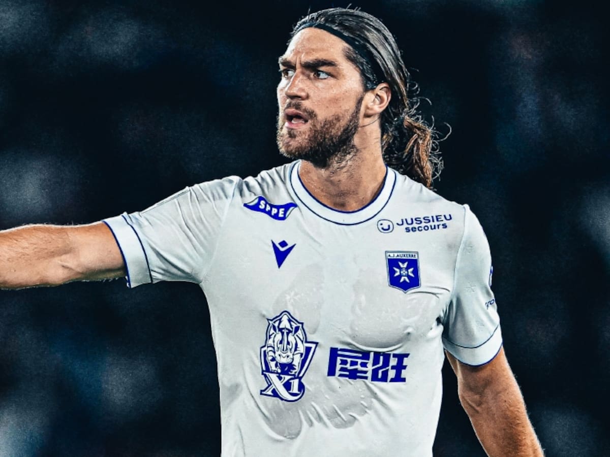 Francisco Sierralta anota su primer gol en la Ligue 1 de Francia