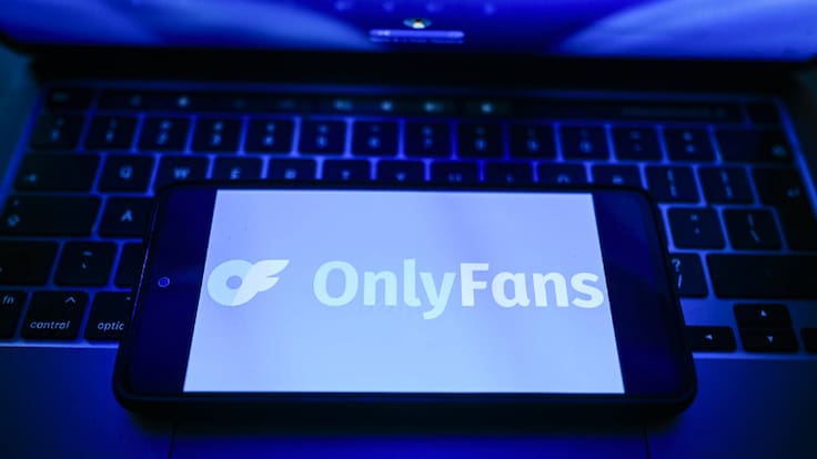 “Mucha gente se burla de mí”: estadounidense se enamoró de modelo de OnlyFans en Chile y denunció millonaria estafa
