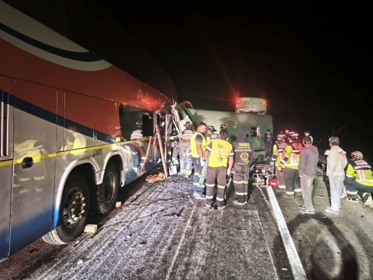 Ruta “con irregular condición”: empresas de buses entregan versión del fatal choque múltiple en Coquimbo que dejó 6 muertos