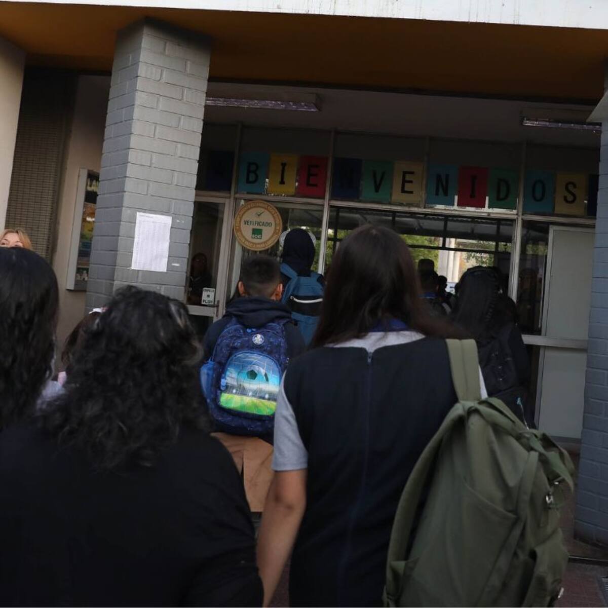 Profesor es detenido por presunta agresión contra alumnos de 4° Básico en colegio de Talagante