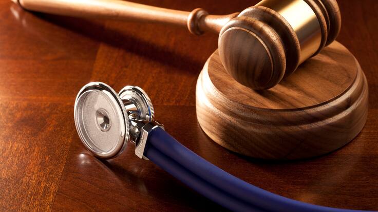 Abuso sexual en Ancud: Médico del Cesfam queda en prisión preventiva tras denuncia de trabajadora