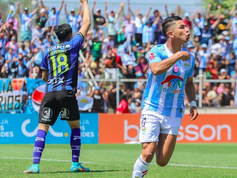 Magallanes es el primer finalista de la Copa Chile 2022