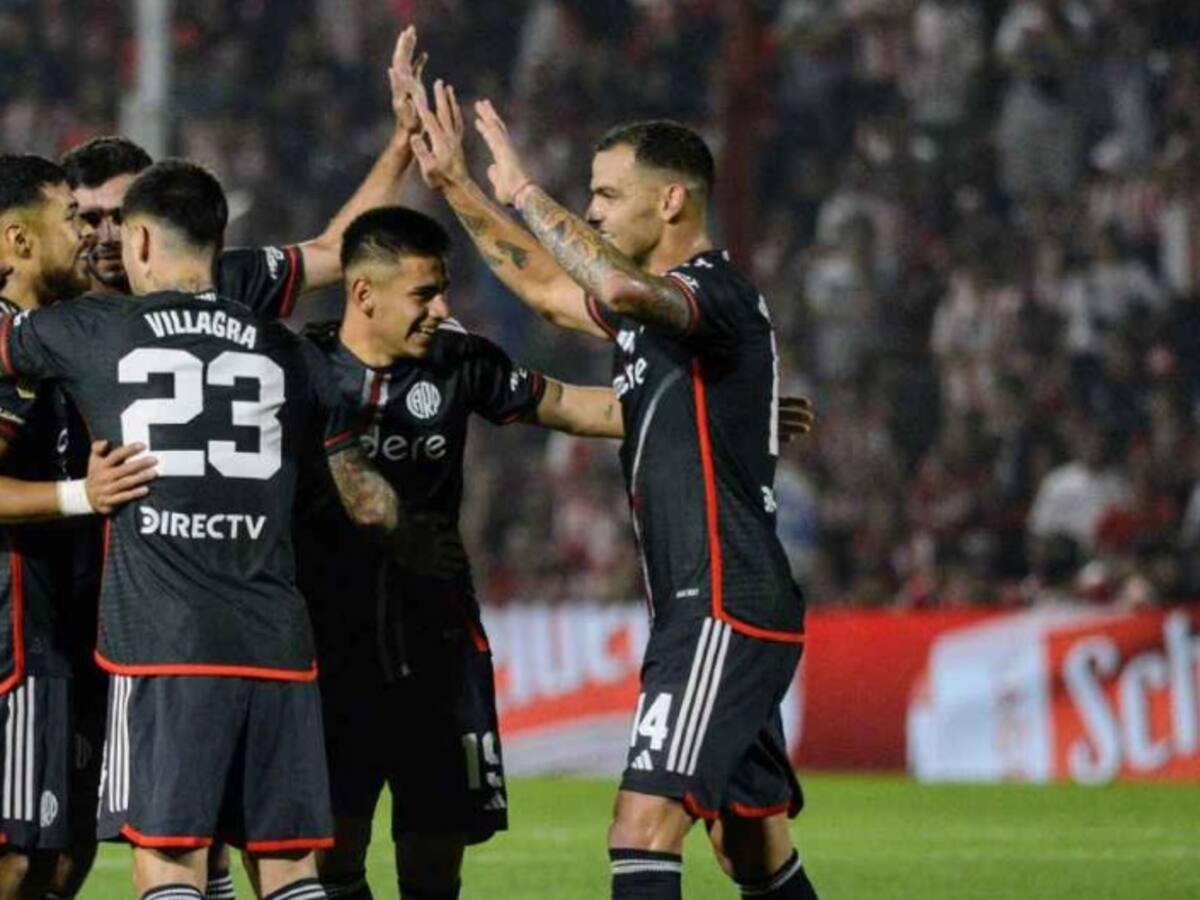 Paulo Díaz se vistió de héroe en gran remontada de River Plate ante Instituto por la Liga Argentina
