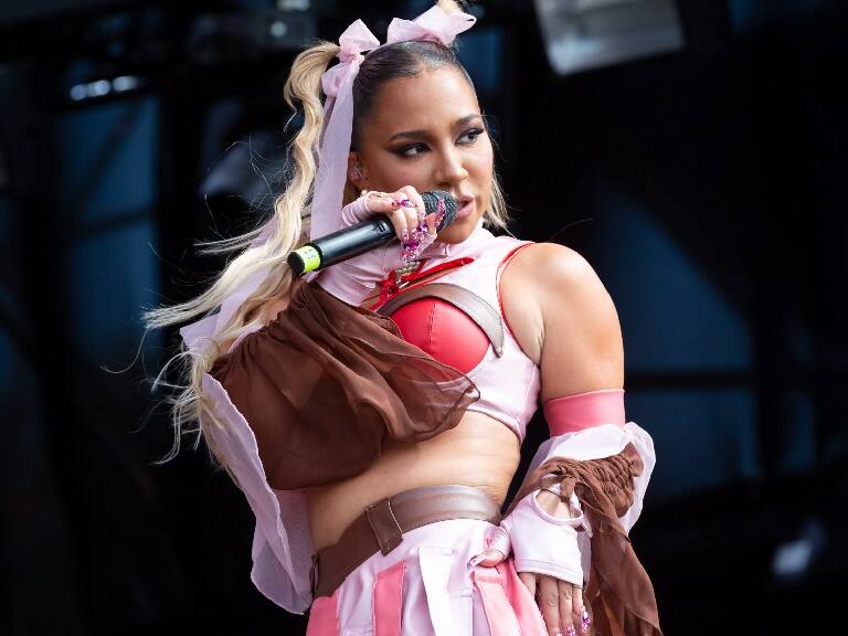 Princesa Alba será la host chilena del Music Bank 2022