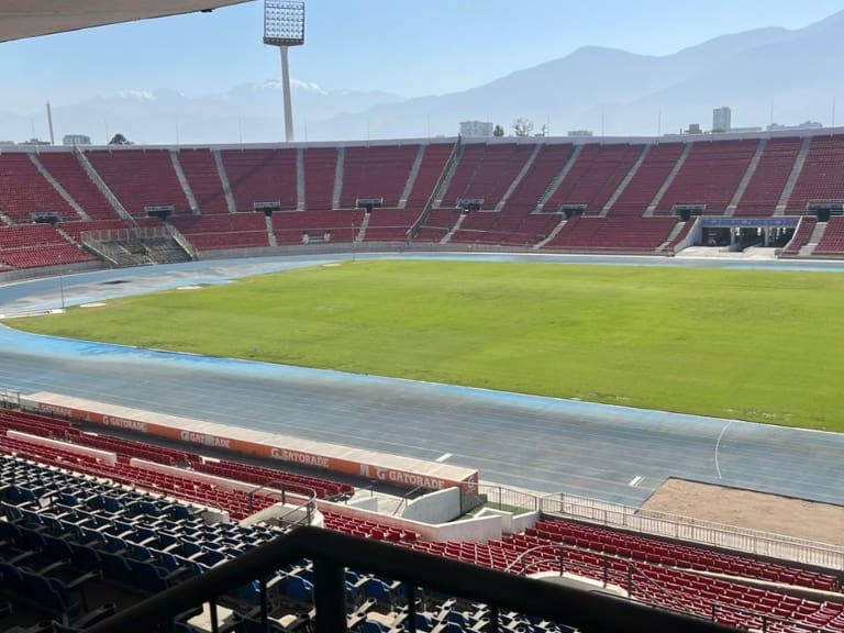 La recuperación de la cancha del Estadio Nacional tras los conciertos del 2022