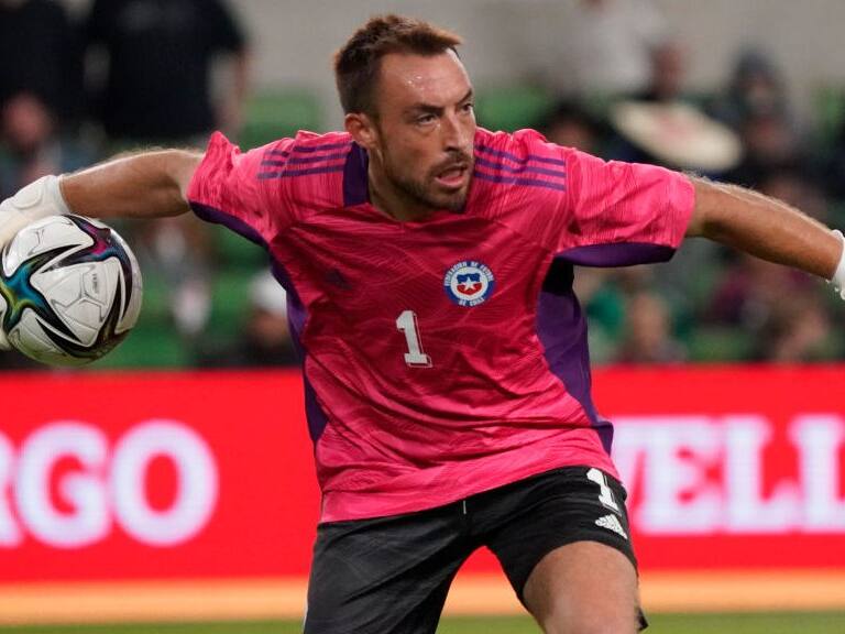 Rodrigo Naranjo respaldó a Sebastián Pérez como titular ante Brasil: "No va a haber problema en el arco de Chile"