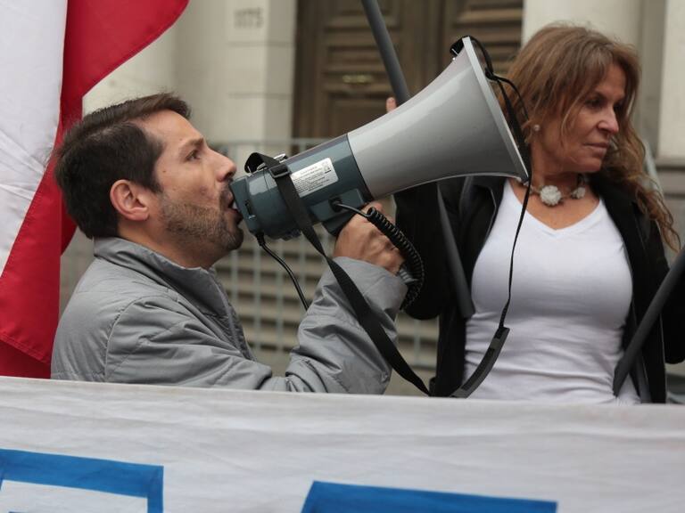 Francisco Muñoz, «Pancho Malo», denunció haber sido golpeado: «Aparecieron los matones, pero a mí no me intimidan»