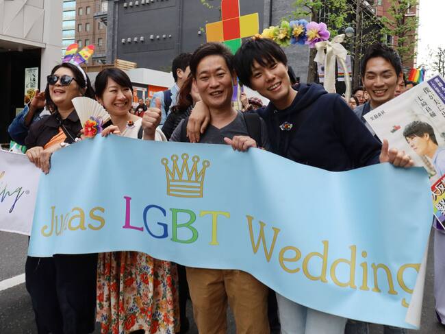 Marcha a favor del matrimonio igualitario en Tokio