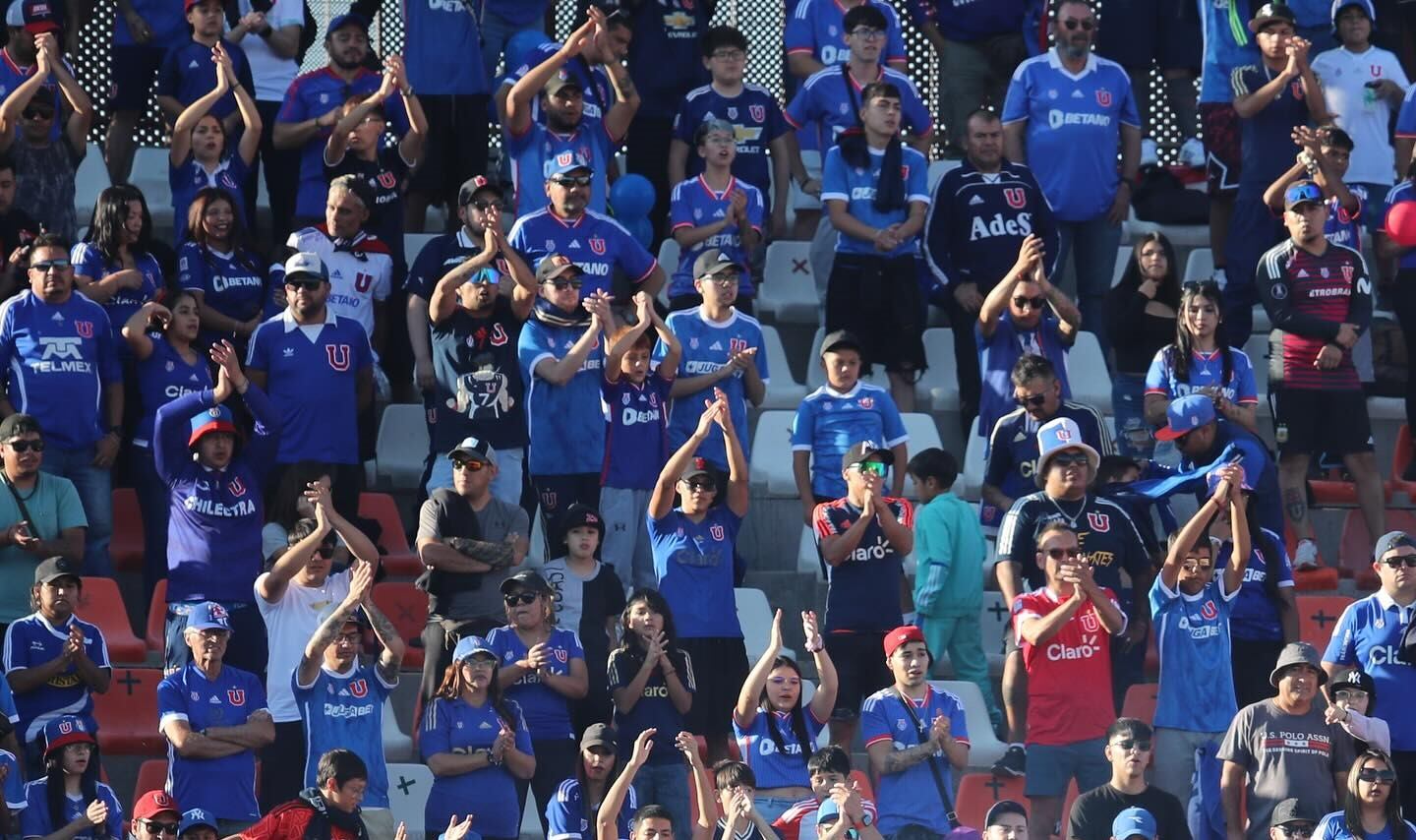 Mil hinchas de la Universidad de Chile se esperan en La Cisterna | Instagram: Universidad de Chile