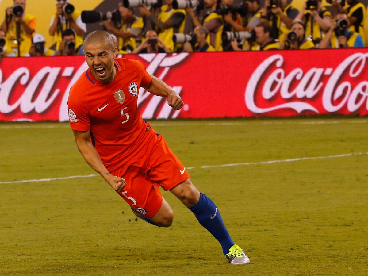 “Nunca lo había visto llorar”: el peculiar regalo que recibió el “Gato” Silva en su cumpleaños 40