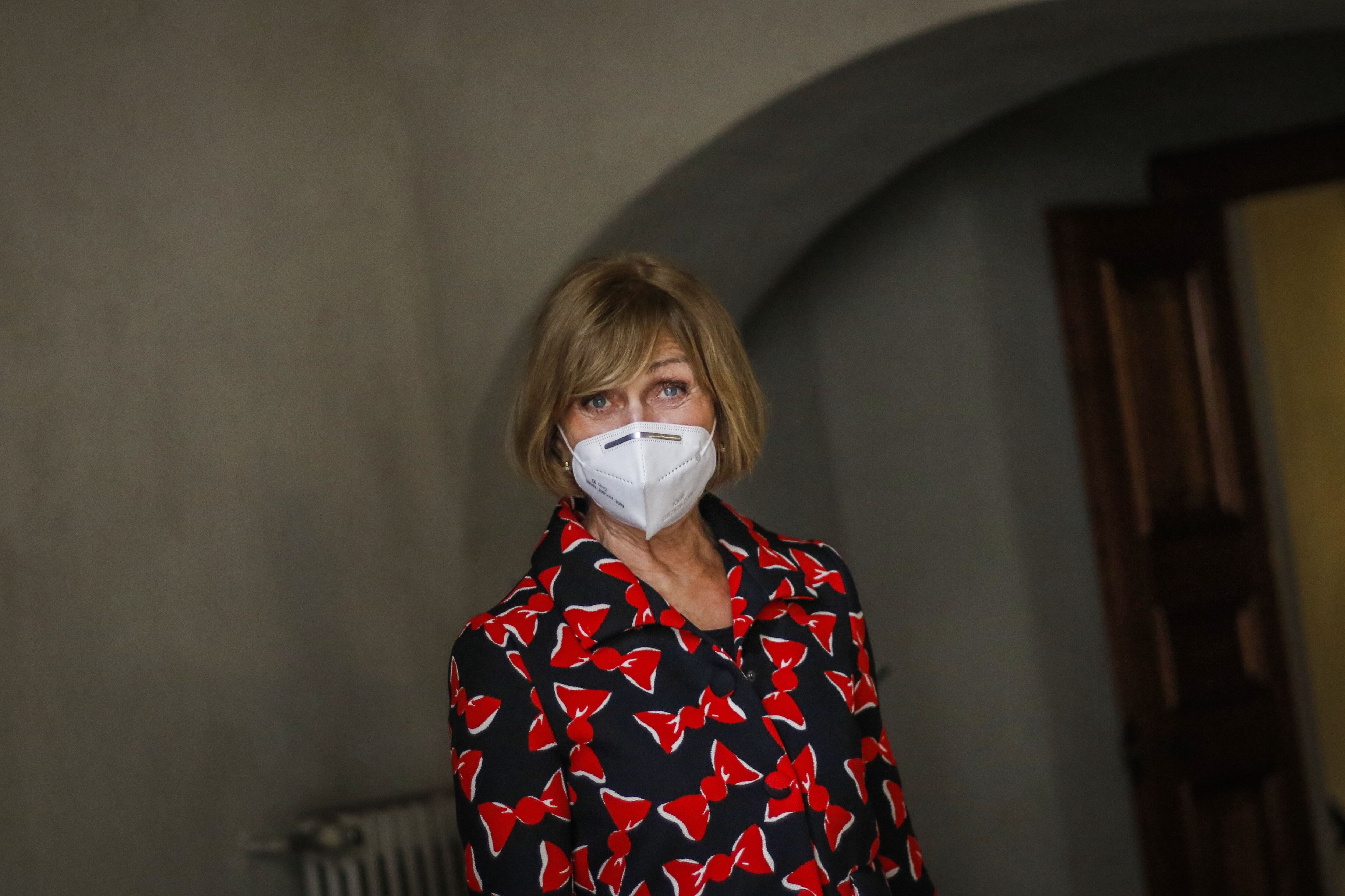 5 de agosto del 2020/SANTIAGOLa alcaldesa de Providencia, Evelyn Matthei, tras participar del balance covid en el Palacio de la Moneda y enterarse que su comuna entra en etapa de transición.
FOTO: SEBASTIAN BELTRAN GAETE/AGENCIAUNO