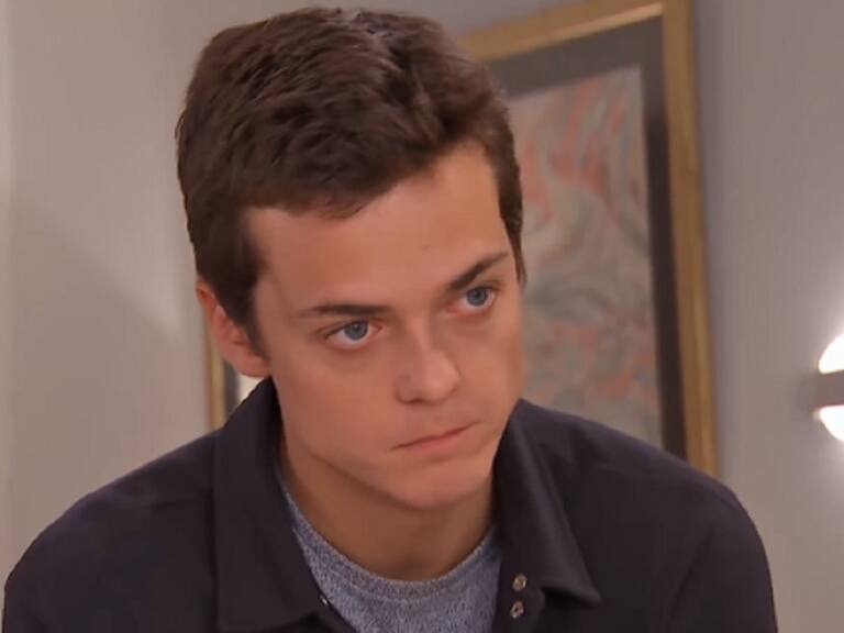 Simón Pesutic y el rol que levanta sospechas en Secretos de Familia: “La historia permanentemente te está poniendo en tensión”