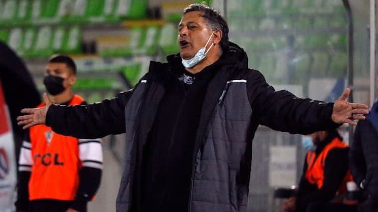 Ronald Fuentes asumió la banca de Rangers de Talca
