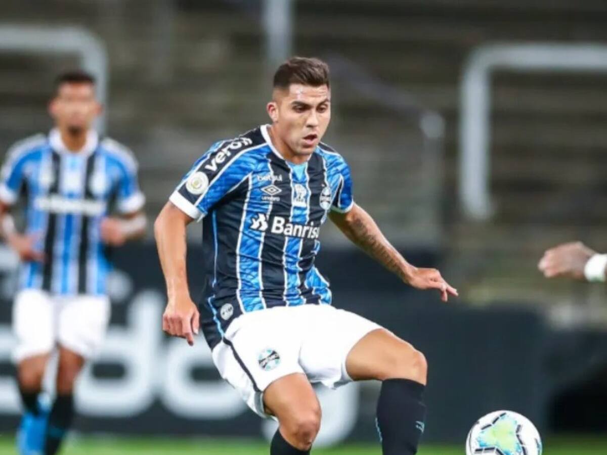 César Pinares volvió a debutar en Copa Libertadores tras ingresar en triunfo de Gremio
