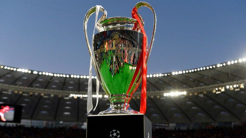 TOPSHOT - View of the trophy before the UEFA Champions League final football match between Liverpool and Real Madrid at the Olympic Stadium in Kiev, Ukraine on May 26, 2018. (Photo by LLUIS GENE / AFP)        (Photo credit should read LLUIS GENE/AFP via Getty Images)