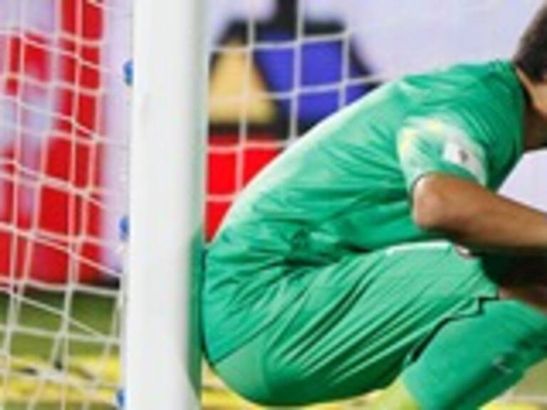 Claudio Bravo se puso los guantes de cocina y preparó un flan