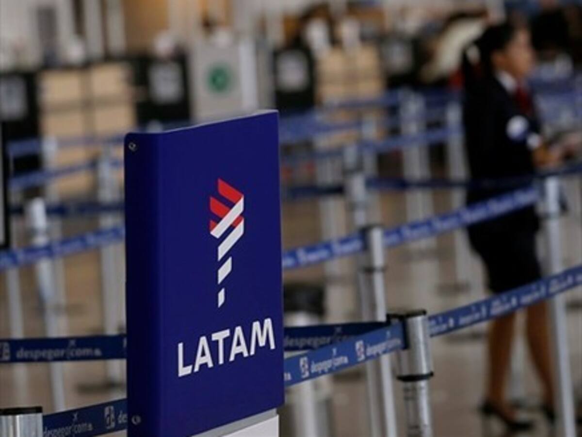Comisión Europea multa a Latam y otras 11 aerolíneas por participar de colusión