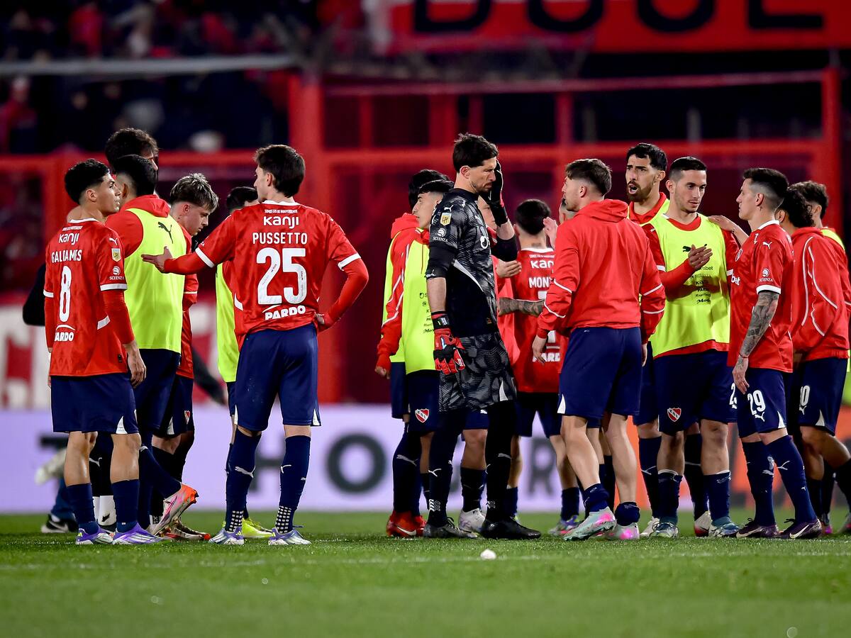 A Independiente le llueve sobre mojado: el nuevo conflicto que sacude al club argentino tras la sanción de Conmebol
