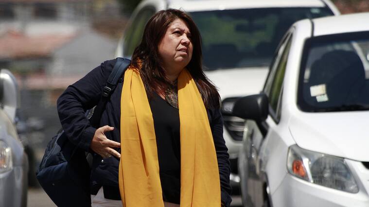 06 DE NOVIEMBRE DE 2022/VIÑA DEL MARLa diputada Claudia Mix, llega al Palacio Presidencial de Cerro Castillo, para participar en el Cónclave del oficialismo y el gobierno.
FOTO: LEONARDO RUBILAR CHANDIA/AGENCIAUNO