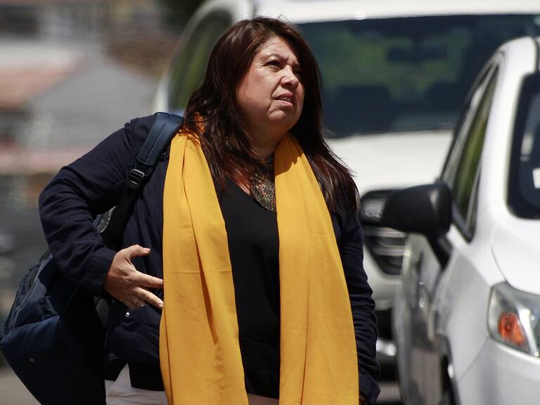 06 DE NOVIEMBRE DE 2022/VIÑA DEL MARLa diputada Claudia Mix, llega al Palacio Presidencial de Cerro Castillo, para participar en el Cónclave del oficialismo y el gobierno.
FOTO: LEONARDO RUBILAR CHANDIA/AGENCIAUNO