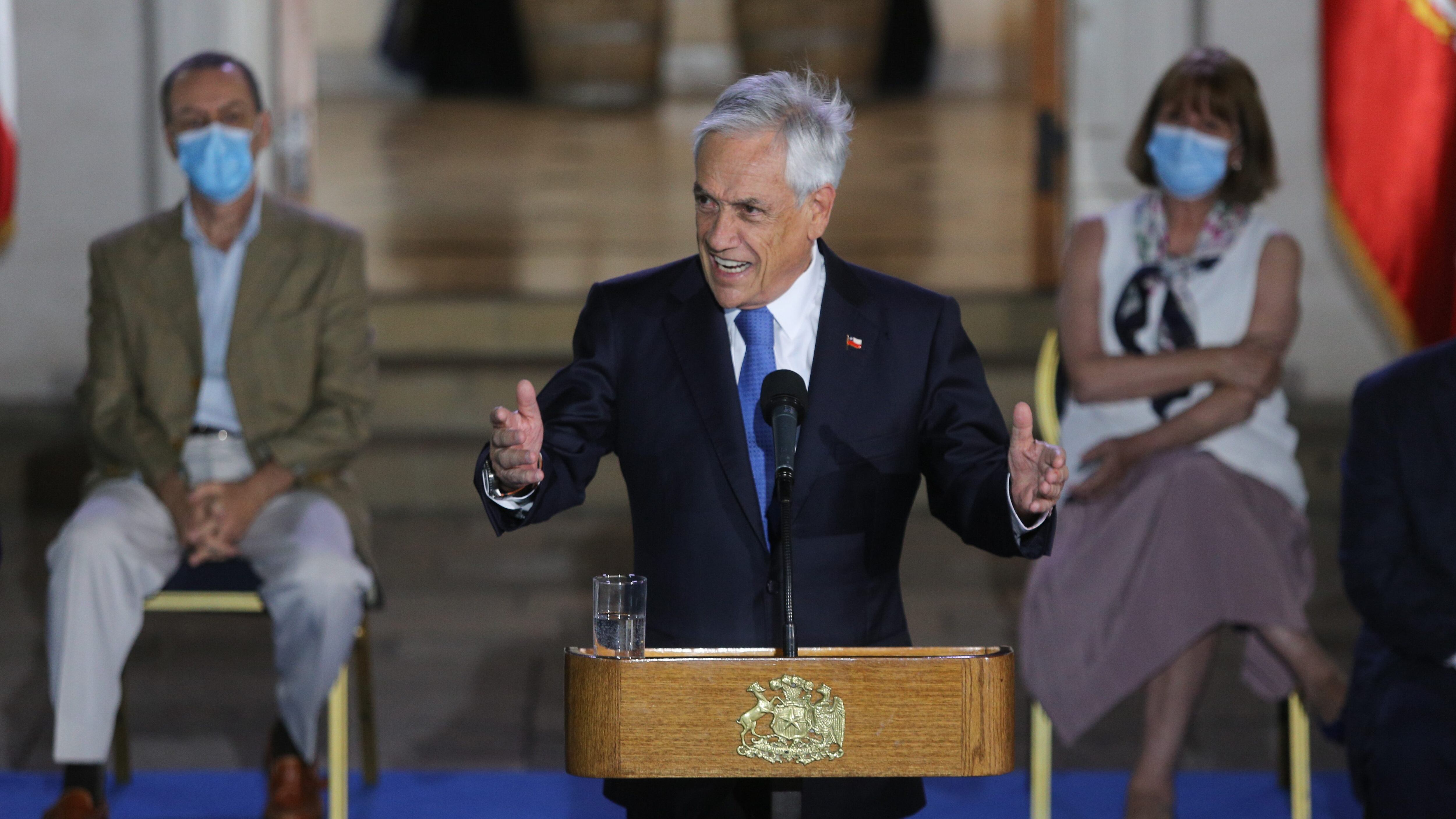 el Presidente Sebastián Piñera anunció la creación de una Pensión Garantizada Universal (PGU).