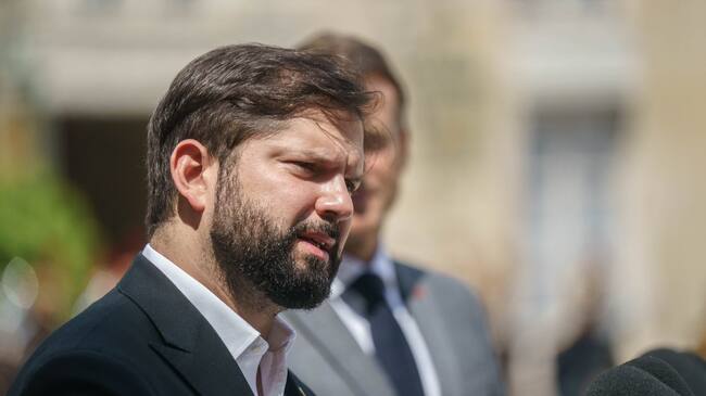 21 de julio de 2023/FRANCIAEl Pesidente de la Republica, Gabriel Boric, es recibido por su par de Francia, el Presidente Emmanuel Macron.
FOTO: PRESIDENCIAL/AGENCIAUNO