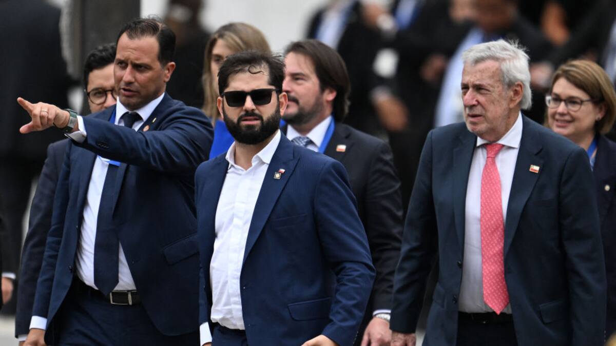 Presidente Boric elogia ascenso del Frente Amplio de Uruguay durante cambio de mando: “Siempre ha sido una inspiración en política”