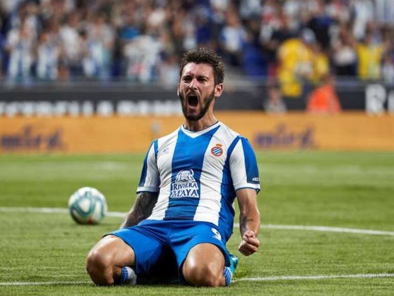 Facundo Ferreyra y Carlos Garcés aparecen en el horizonte de Colo Colo para reforzar su delantera