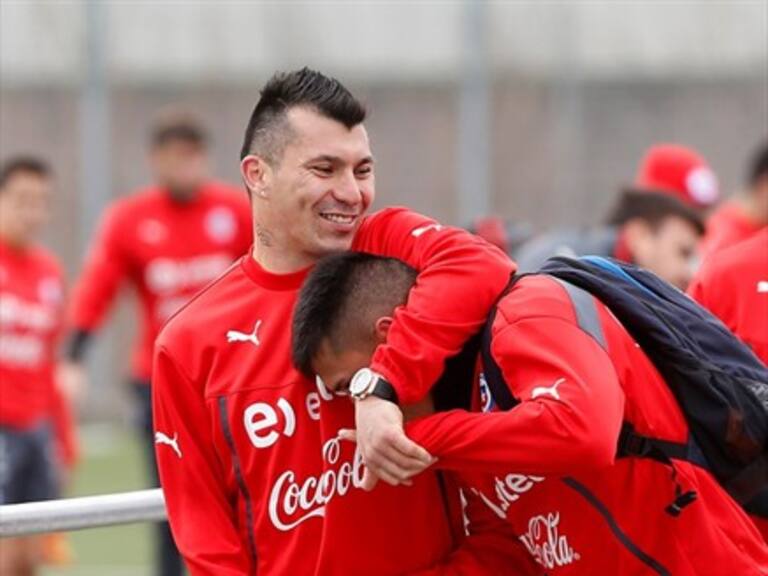 Gary Medel envió consejo de vida a su hermano futbolista