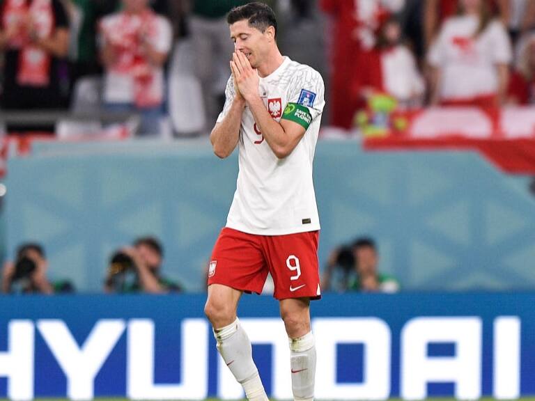 La emoción de Robert Lewandowski al convertir su primer gol en Copas del Mundo
