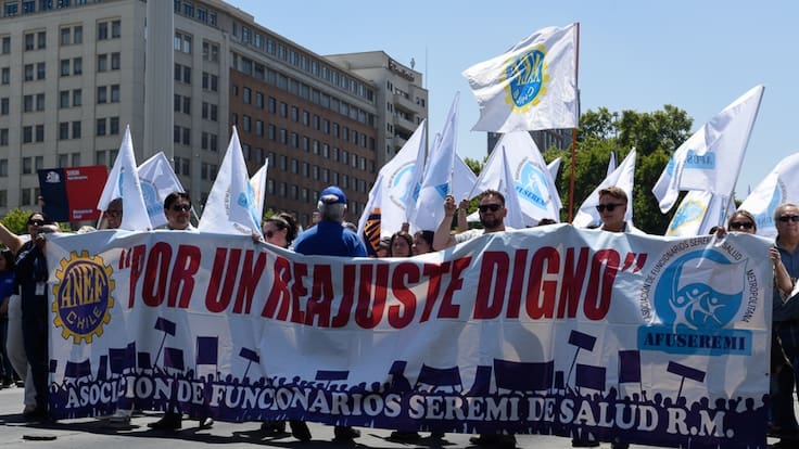 Cámara de Diputados vota hoy reajuste salarial para el sector público: este será el porcentaje en que aumentarán los sueldos si se aprueba