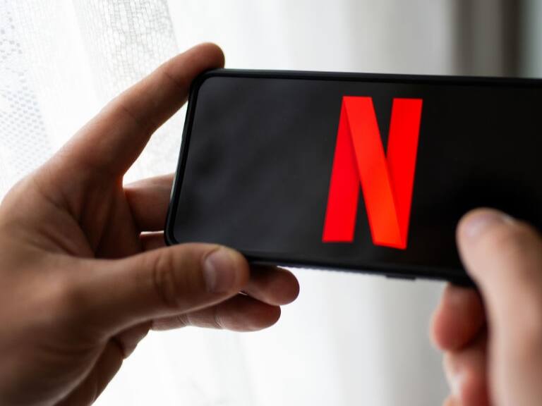 Netflix aumenta suscriptores tras implementar medida que prohíbe compartir cuentas